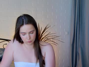 Leahsu Chaturbate stream image from June 05, 2025