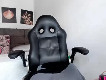 Bryan_22cm Chaturbate stream image from June 05, 2025