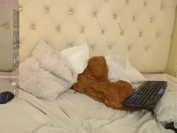 Crystal_Xiara_1 Chaturbate stream image from June 05, 2025