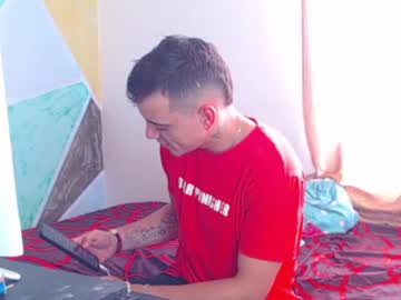 Yeikk_Smith Chaturbate stream image from June 05, 2025