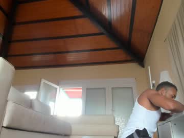 Cuteboybig Chaturbate stream image from June 05, 2025