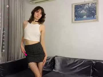 Debihenks Chaturbate stream image from June 05, 2025