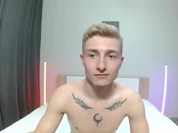 Arturr_Scott Chaturbate stream image from June 05, 2025