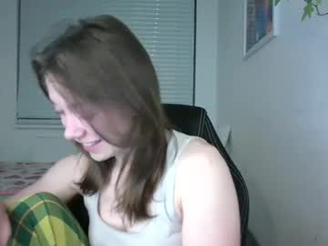 Angelamist Chaturbate stream image from June 05, 2025