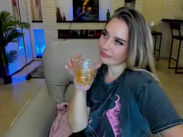 Kittiliza Chaturbate stream image from June 05, 2025