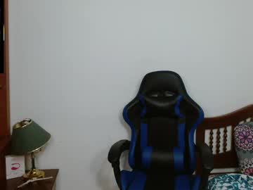 Alexaa08 Chaturbate stream image from June 05, 2025