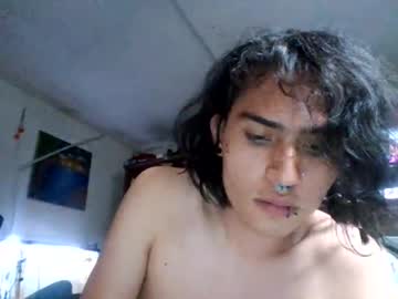 Theonlyale2700 Chaturbate stream image from June 05, 2025