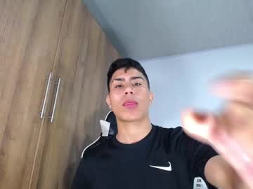 Alannaughty_ Chaturbate stream image from June 06, 2025