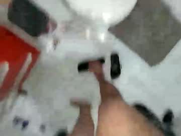 Brsecretbear Chaturbate stream image from June 06, 2025