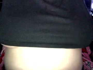 Iveyvey Chaturbate stream image from June 06, 2025