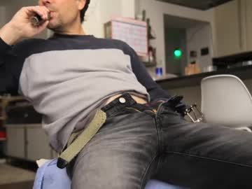 Wannafap Chaturbate stream image from June 06, 2025