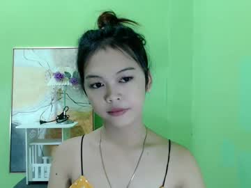 Lovee_Gelly Chaturbate stream image from June 06, 2025