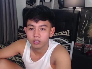 Xcigbatecum Chaturbate stream image from June 06, 2025