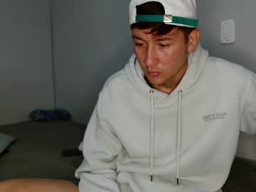 Pervyrodrigo Chaturbate stream image from June 06, 2025