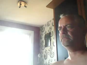 Berlinaer Chaturbate stream image from June 06, 2025