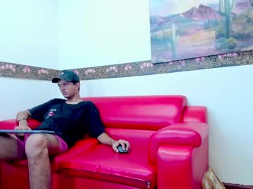 Marcelomills Chaturbate stream image from June 06, 2025