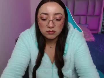 Viollet_Rosse Chaturbate stream image from June 06, 2025