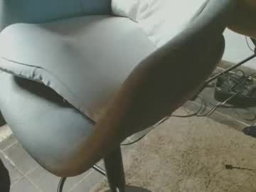 Dsteely24 Chaturbate stream image from June 06, 2025