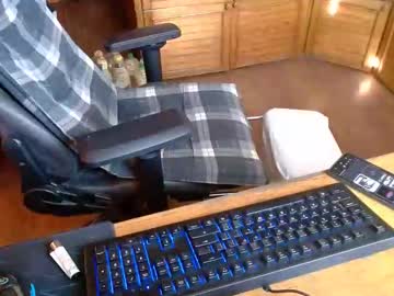Linkcd Chaturbate stream image from June 06, 2025