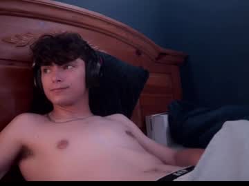 Moserb_1 Chaturbate stream image from June 06, 2025