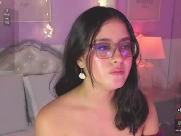 Lillianderson Chaturbate stream image from June 06, 2025