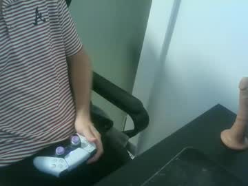 Collegeguy4dads Chaturbate stream image from June 06, 2025