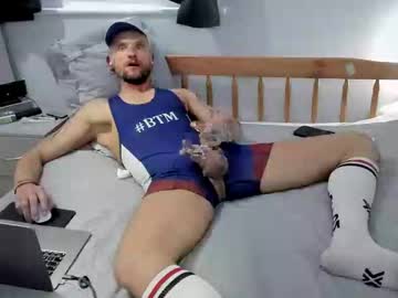 Lupoillupo Chaturbate stream image from June 06, 2025