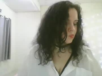 Myrabane Chaturbate stream image from June 06, 2025