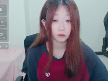 Apopoo5369 Chaturbate stream image from June 06, 2025