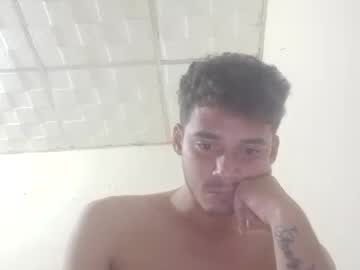 Aquilesnazoa Chaturbate stream image from June 06, 2025