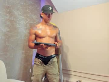 Ianwhite1 Chaturbate stream image from June 06, 2025