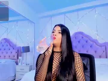 Selenastonne Chaturbate stream image from June 06, 2025