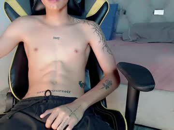 Kris_Cuervo Chaturbate stream image from June 06, 2025