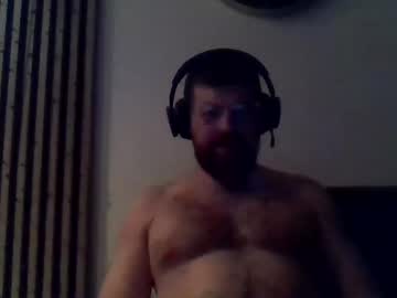 Ptoku1985 Chaturbate stream image from June 06, 2025