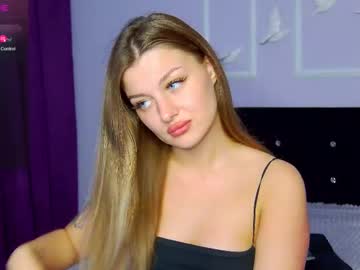 Darlacutie Chaturbate stream image from June 07, 2025