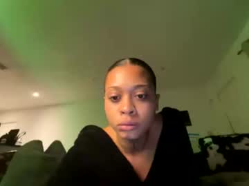 Dragonflythroat Chaturbate stream image from June 07, 2025