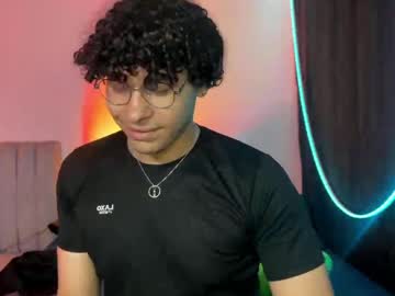 Jeanloverse Chaturbate stream image from June 07, 2025