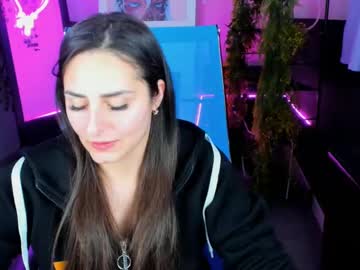Valeriiemills Chaturbate stream image from June 07, 2025