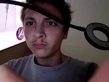 Crustymuppetman Chaturbate stream image from June 07, 2025