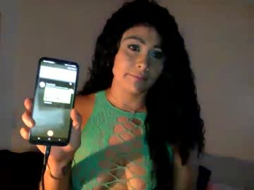 Kimkreemz Chaturbate stream image from June 07, 2025
