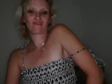 Yessimua Chaturbate stream image from June 07, 2025