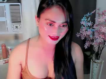 Dolly_Yume Chaturbate stream image from June 07, 2025