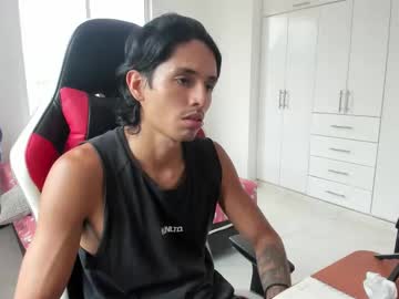 Dantedecentralized Chaturbate stream image from June 07, 2025