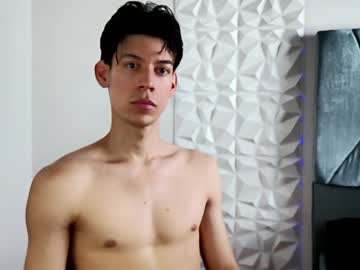 Logan_333 Chaturbate stream image from June 07, 2025