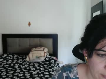 Camil430405 Chaturbate stream image from June 07, 2025