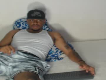 Luucas_R2 Chaturbate stream image from June 07, 2025