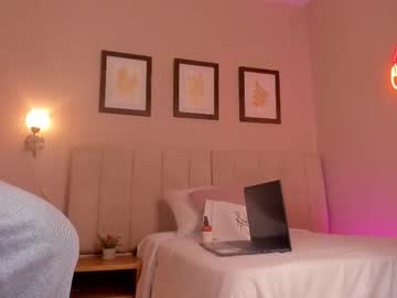 _Elena_X Chaturbate stream image from June 07, 2025