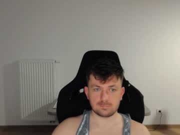 Regularnormalman Chaturbate stream image from June 07, 2025