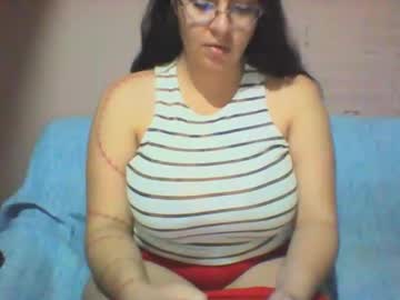 Chubbygirl737 Chaturbate stream image from June 08, 2025