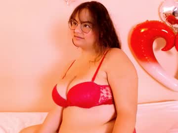 Sofia_Mooon Chaturbate stream image from June 08, 2025
